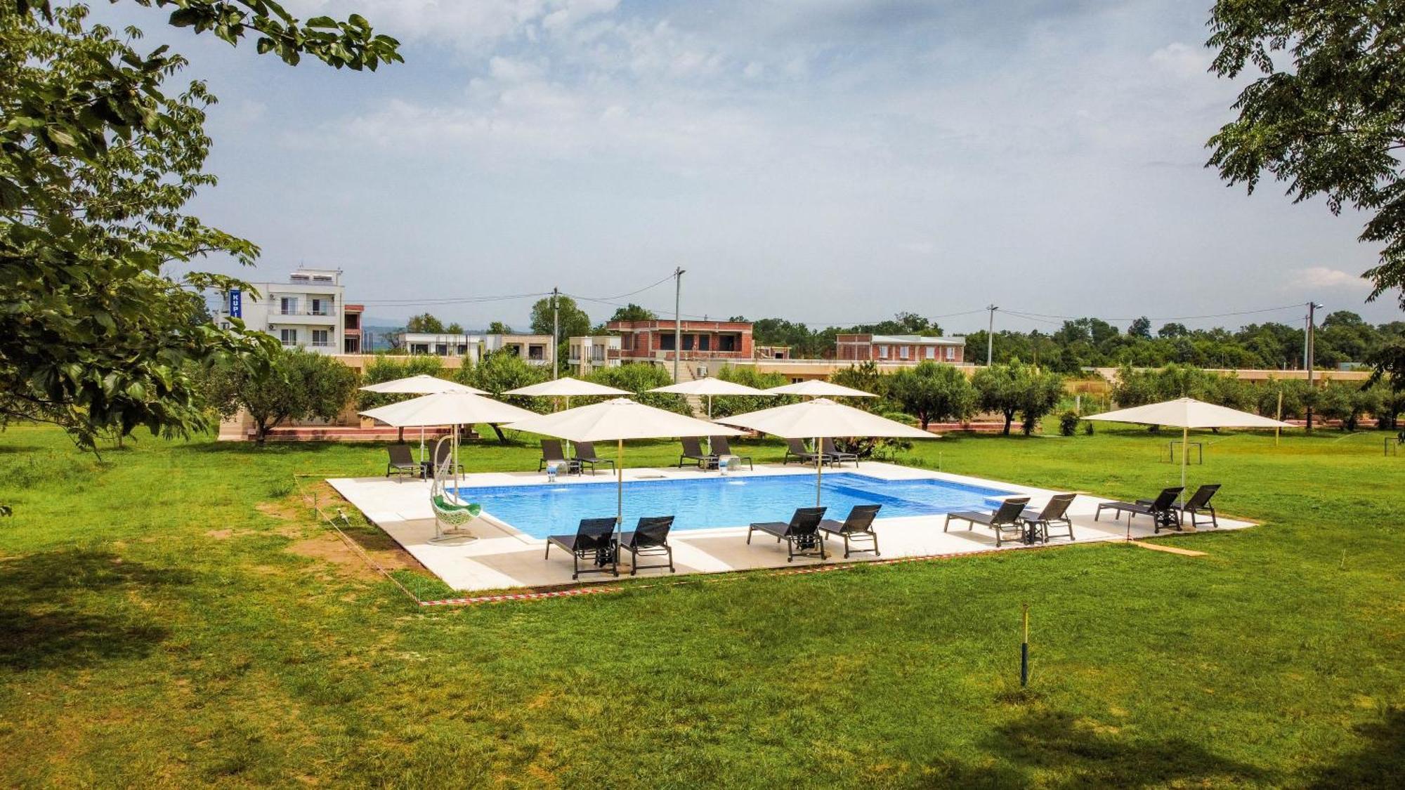 Apartments Rudaj Улцин Екстериор снимка