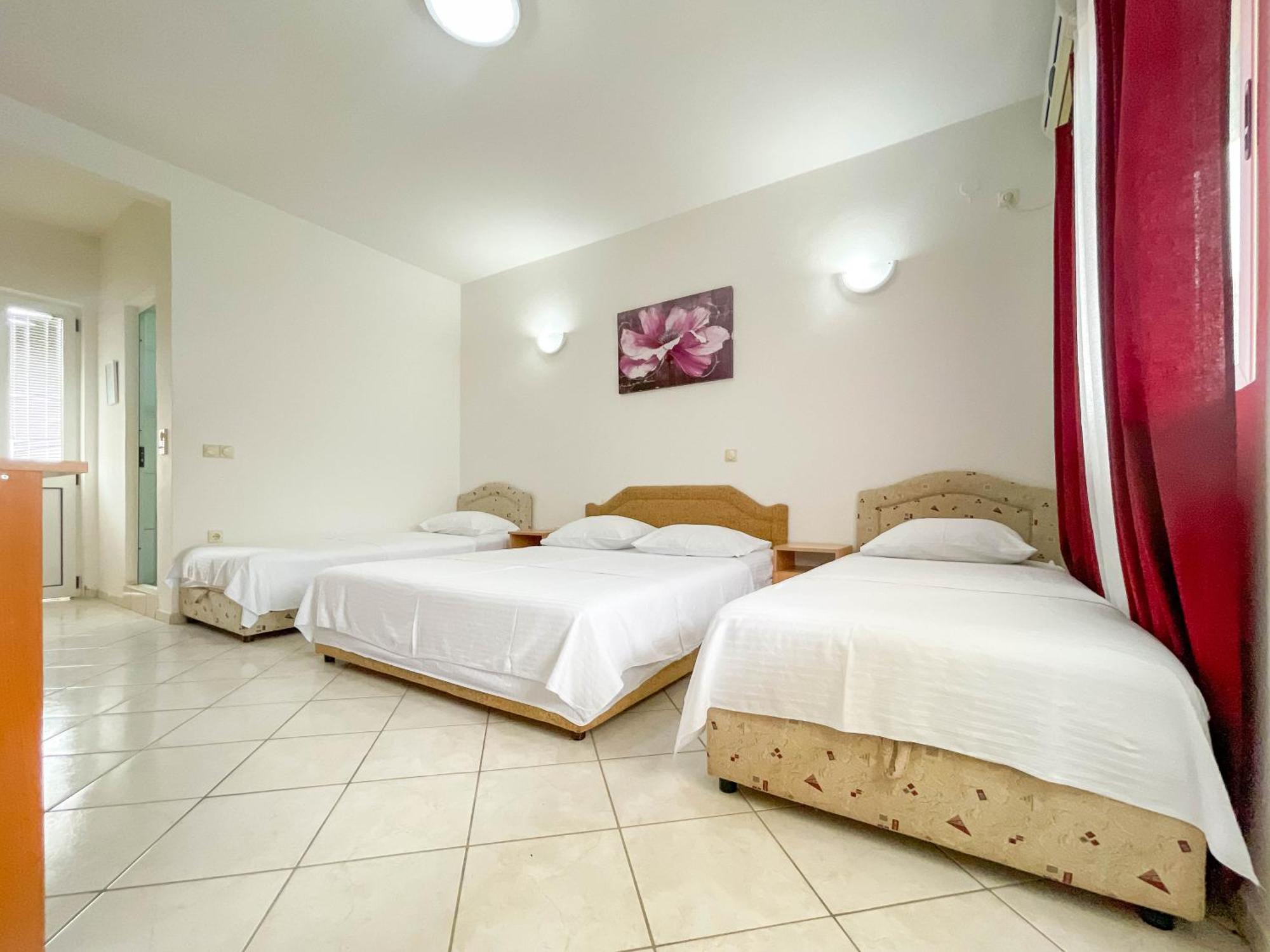 Apartments Rudaj Улцин Екстериор снимка
