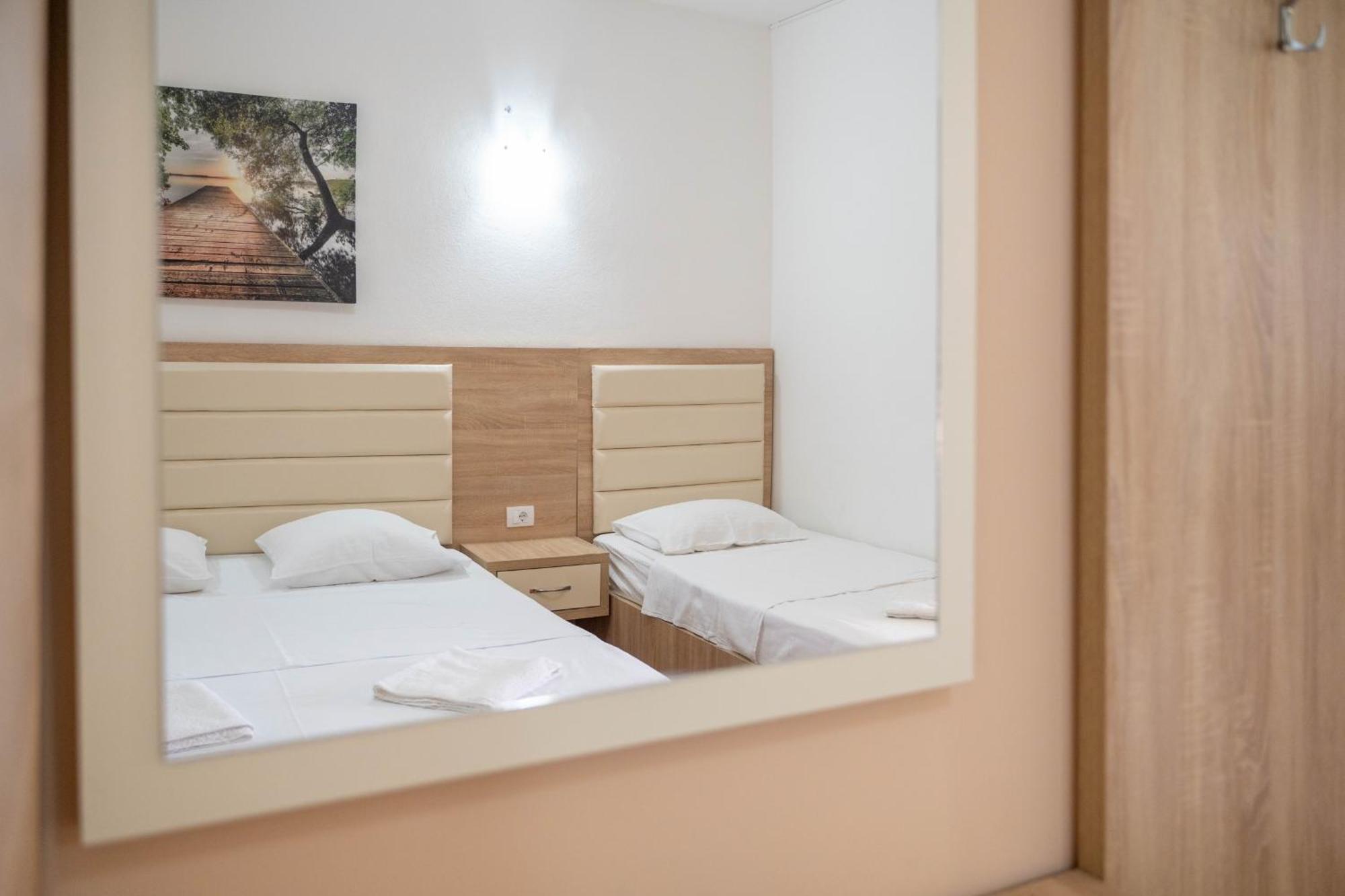 Apartments Rudaj Улцин Екстериор снимка