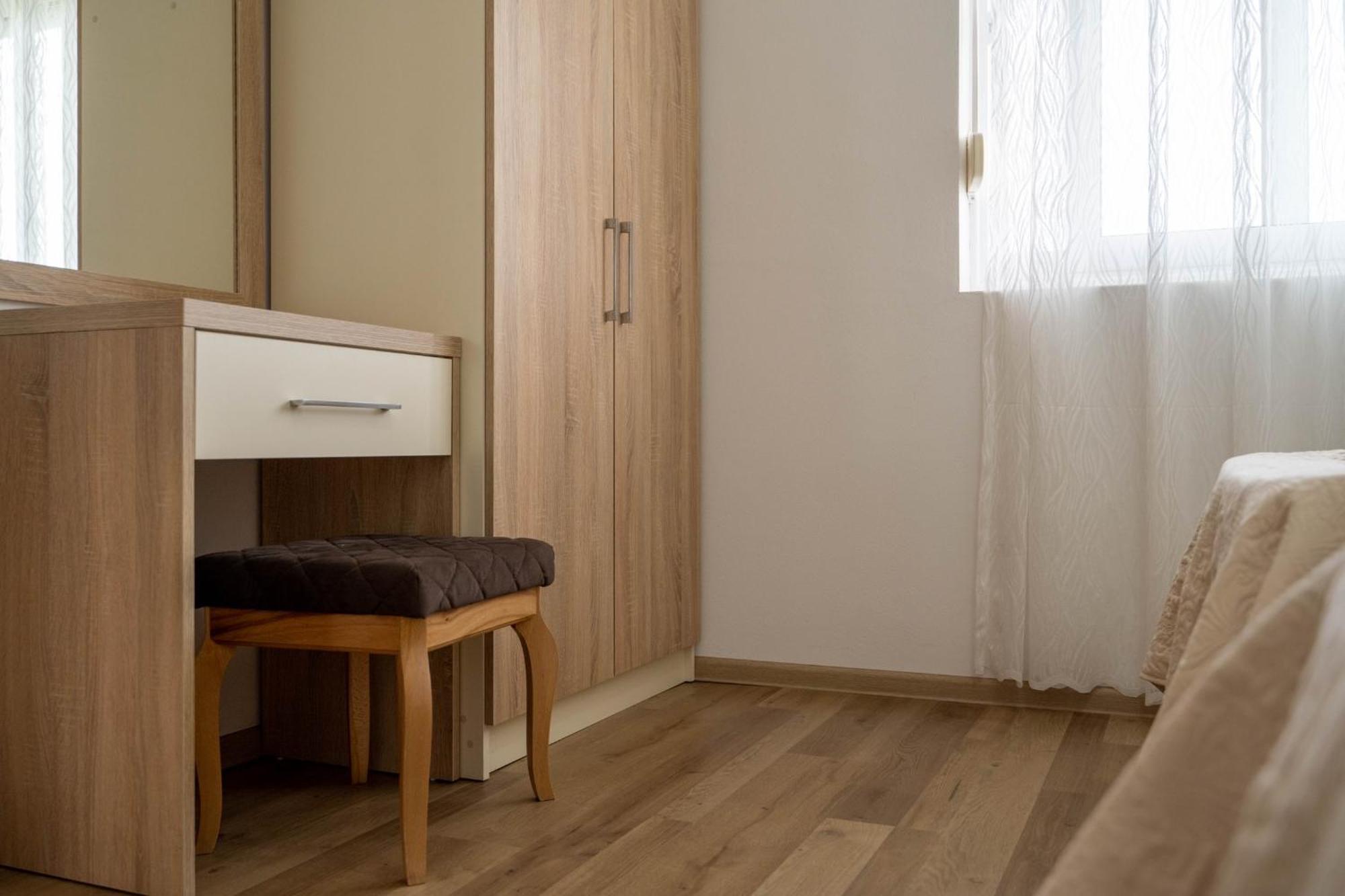 Apartments Rudaj Улцин Екстериор снимка
