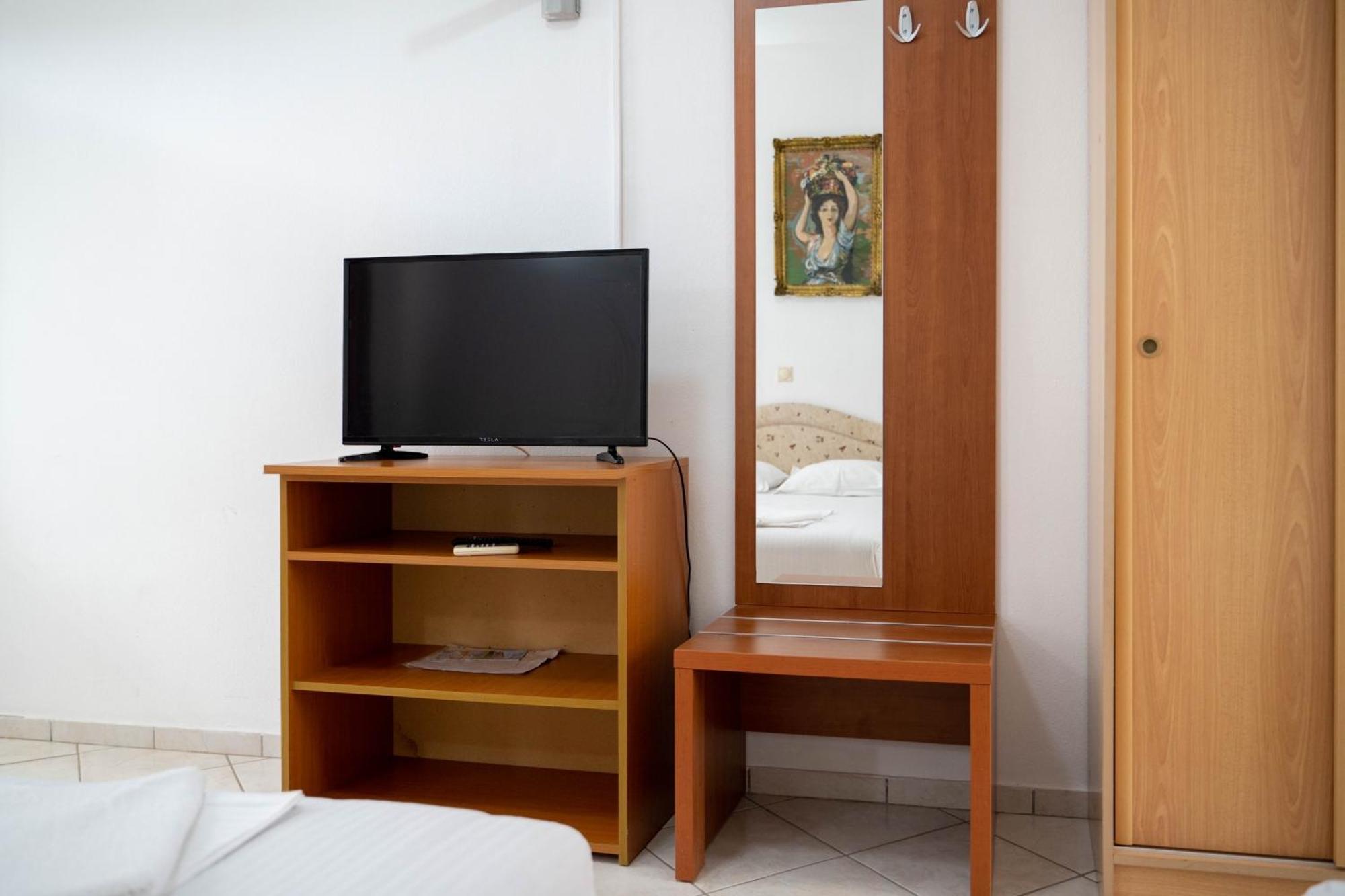 Apartments Rudaj Улцин Екстериор снимка