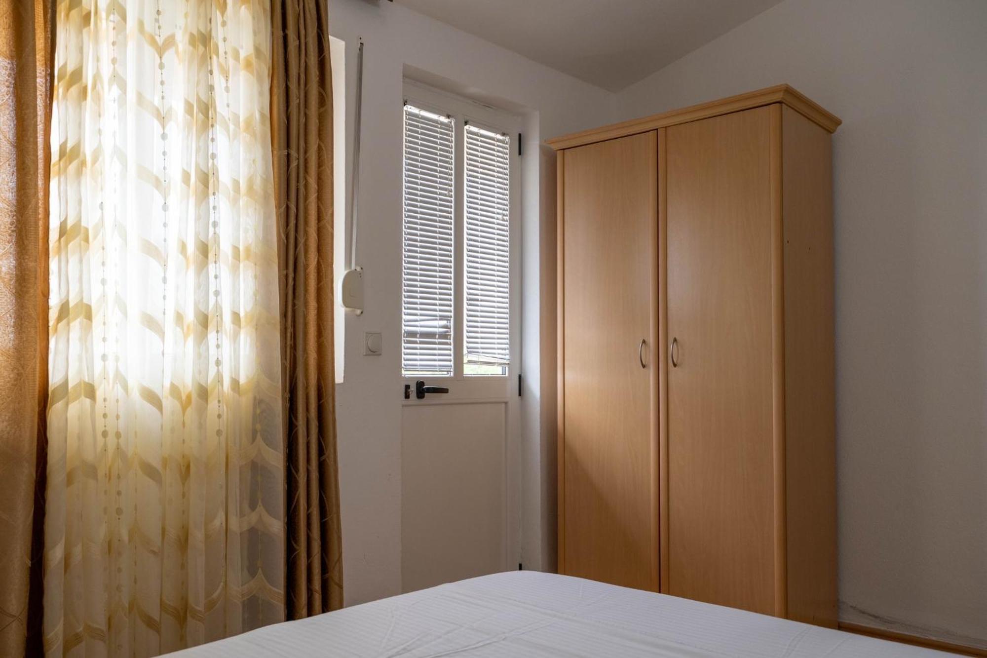 Apartments Rudaj Улцин Екстериор снимка