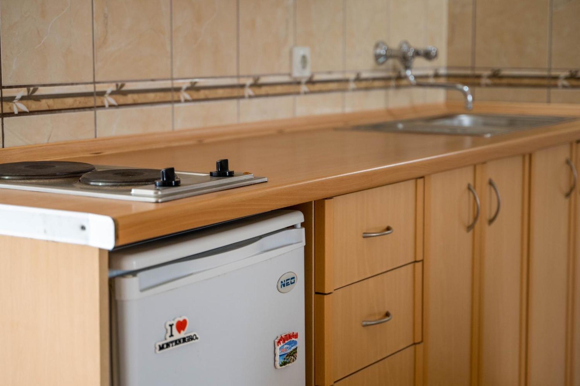 Apartments Rudaj Улцин Екстериор снимка